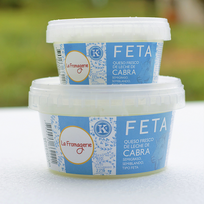 Queso tipo feta de cabra en salmuera