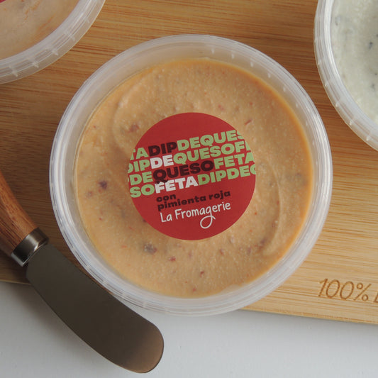 Dip de Queso Tipo Feta con Pimienta Roja